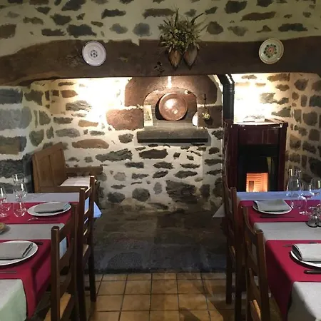 D'hotes « Les Sorbiers » לינה וארוחת בוקר